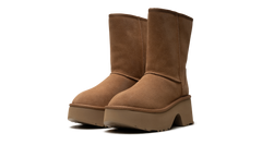 Classic Short New Heights Boot WMNS "Chestnut" 1158310 CHE