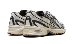 740 "Beige Grey" U740AA2