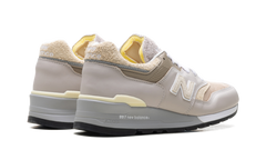 997 "Made in USA - Moonrock / Driftwood" U997GG