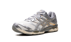 GEL-Cumulus 16 "Cream / Clay Grey" 1203A733 101