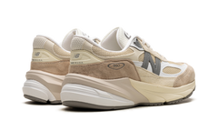 990v6 "Made in USA - Cream" M990SS6