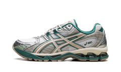 GEL-Nimbus 10.1 "White/Rainy Lake" 1203A543 102