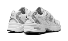 530 "White / Silver" MR530EMA