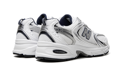 530 "WHITE/SILVER/NAVY" MR530SG