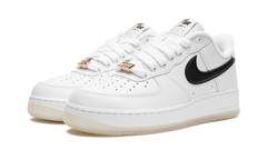 AIR FORCE 1 LO WMNS "Bronx Origins" DX2307 100