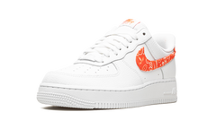 AIR FORCE 1 LO MNS WMNS "Orange Paisley" DJ9942 102