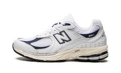 2002R "White / Natural Indigo" M2002RHQ