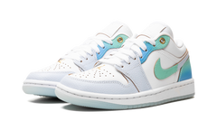 Air Jordan 1 Low WMNS "Emerald Rise" FN8899 131