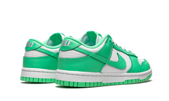 DUNK LOW WMNS "Green Glow" DD1503 105