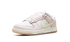 Dunk Low WMNS "Light Soft Pink" FB7910 601