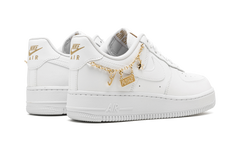 AIR FORCE 1 '07 LX MNS WMNS "Lucky Charms" DD1525 100