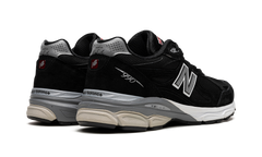 990v3 "Black / White" M990BS3