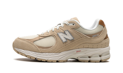2002R "Sandstone" M2002RSC