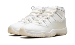 Air Jordan 11 WMNS "Pearl" AR0715 110