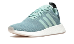 NMD_R2 WMNS "Ash Green" CQ2010