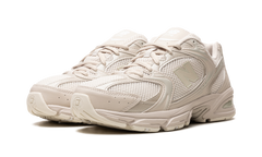 530 "Moonbeam Sea Salt" MR530AA1