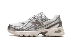 740 "Arid Stone" U740MU2
