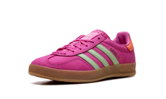 Gazelle Indoor WMNS "Semi Lucid Fuchsia" JI2718