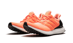 ULTRA BOOST WMNS