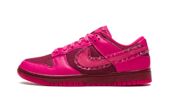 DUNK LOW WMNS "Valentine’s Day" DQ9324 600