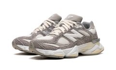 9060 "Grey / White" U9060YGA