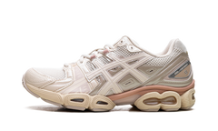 Gel Nimbus 9 WMNS "Pale Oak / Cream" 1202A278 201