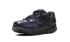 Vomero 5 Wmns "Iridescent" IB4397 001