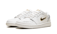 Jordan 1 Low WMNS "Method of Make Sail Metallic Gold" FN5032 100