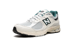 2002R "Sea Salt/Vintage Teal" M2002RVD