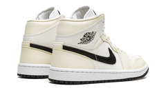 AIR JORDAN 1 MID WMNS "Coconut Milk" BQ6472 121