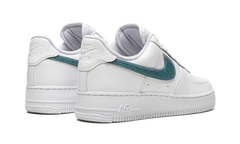 AIR FORCE 1 '07 ESS WMNS "Glitter Swoosh - Celery" DH4407 100