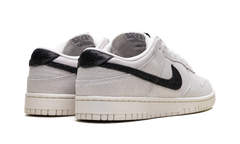 Dunk Low SE WMNS "Team Red" HQ3502 100