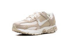 Zoom Vomero 5 WMNS "Beach Light Khaki" HQ0458 200