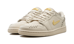 Air Jordan 1 Low WMNS "Method of Make - Legend Light Brown" FN5032 200