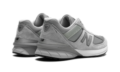 990 V5 "Grey" M990GL52E