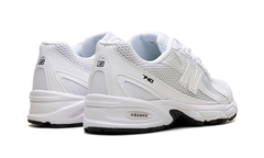 740 "Triple White" U740WW2