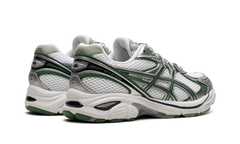 GT 2160 "Shamrock Green" 1203A275 103