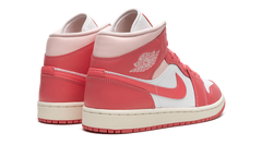 AIR JORDAN 1 MID WMNS "Strawberries And Cream" BQ6472 186