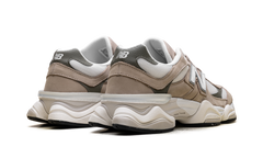 9060 "Mindful Grey Dark Olivine" U90606BI