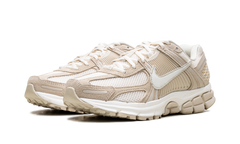 Zoom Vomero 5 WMNS "Beach Light Khaki" HQ0458 200