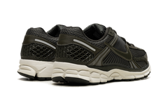 ZOOM VOMERO 5 WMNS "Sequoia" FQ8898 325