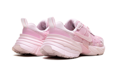 V2K Run WMNS "Pink Foam Arctic Pink" HJ5269 600