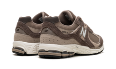 2002R "ASOS Exclusive Brown" M2002RAY