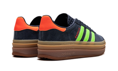 Gazelle Bold WMNS "Aurora Ink Solar Orange" JH9667