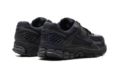 Vomero 5 Wmns "Iridescent" IB4397 001