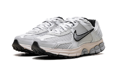 Zoom Vomero 5 WMNS "Pure Platinum" FN6742 002