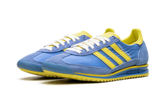 SL 72 RS WMNS "Sporty & Rich - Sweden Pack - Blue/Yellow" JH6701