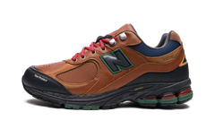 2002R "The Hiker" M2002RWM