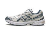 Gel-1130 "Cream / Ironclad" 1201A256 115