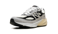 990v6 "Made in USA - Grey / Black" U990TG6